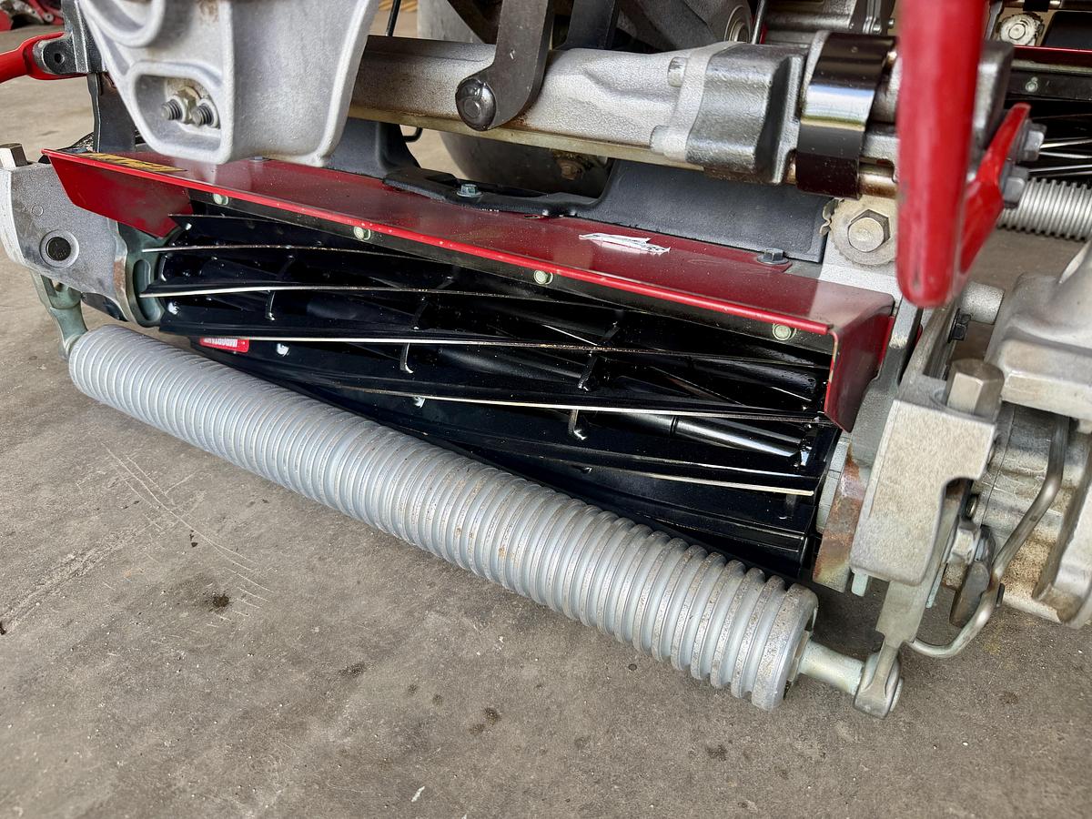 Used 2021 Toro Greensmaster eTriflex 3360