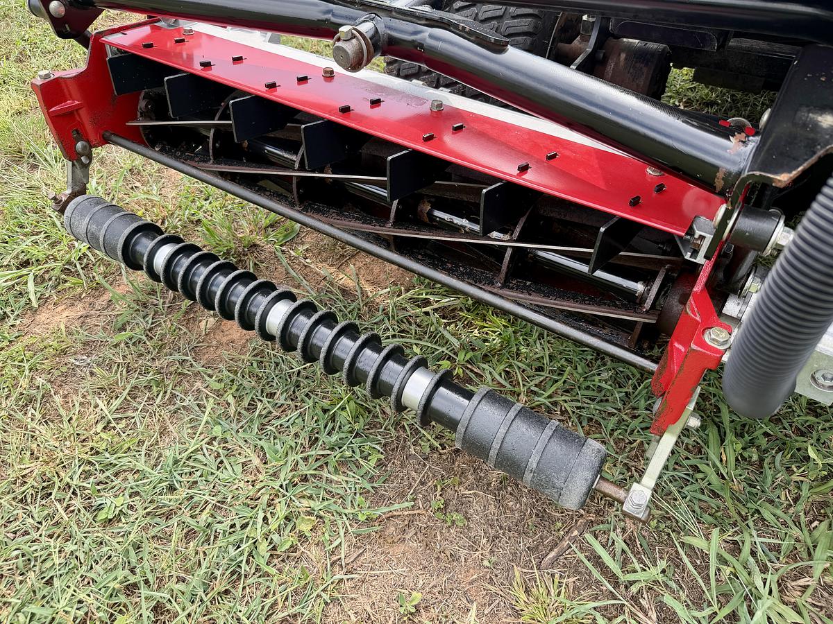 Used 2010 Toro Reelmaster 3100-D