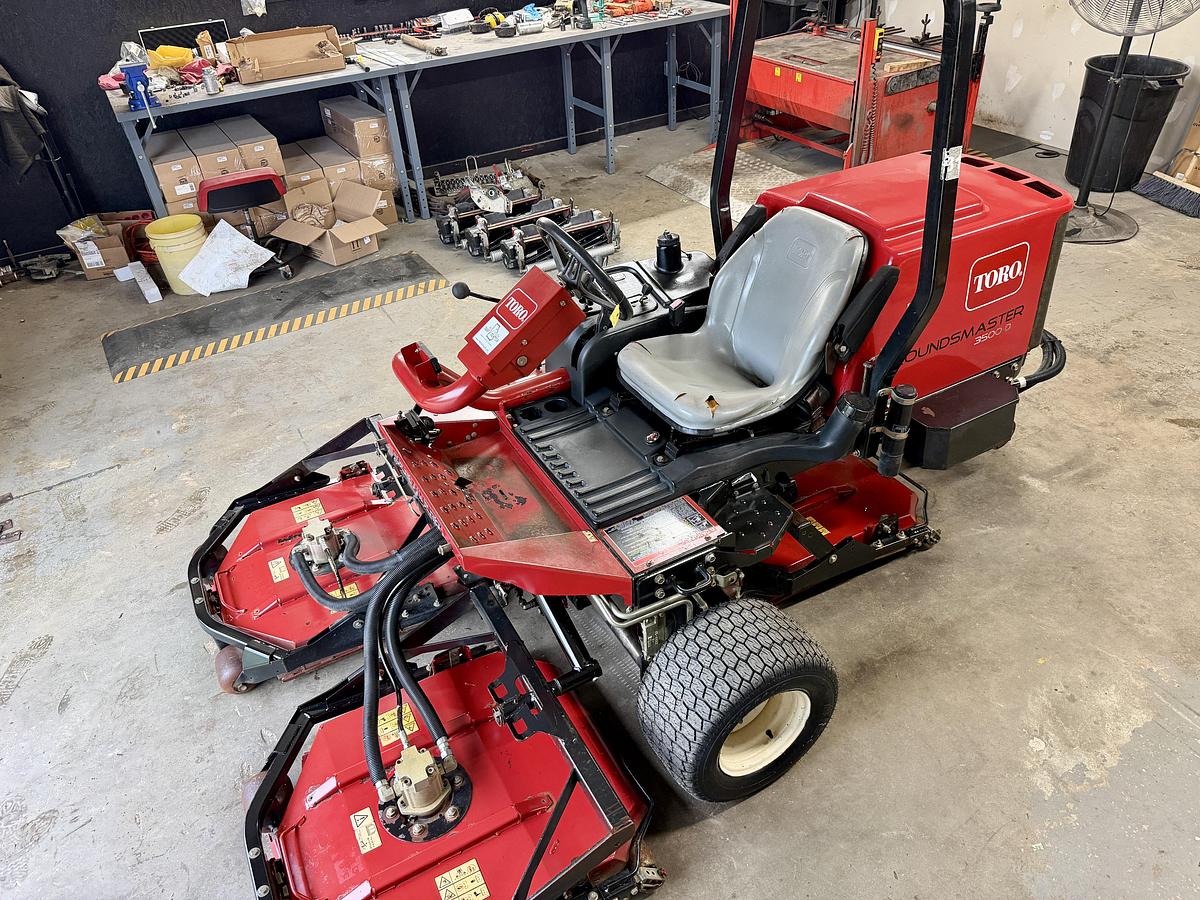 Used 2016 Toro Groundsmaster 3500-D Sidewinder
