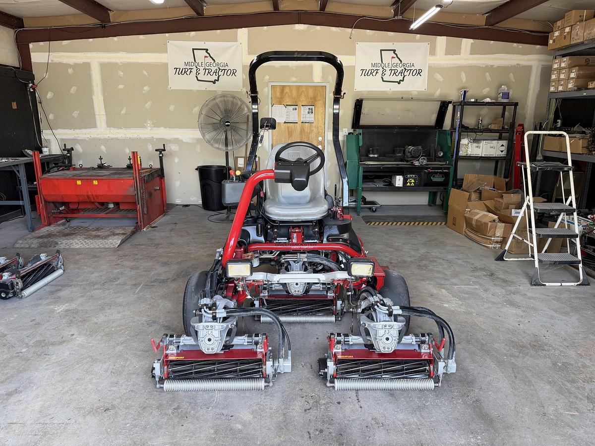 Used 2014 Toro Greensmaster 3300 Triflex