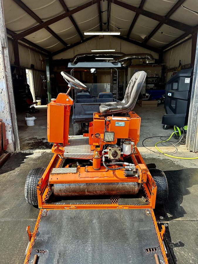 Used 2019 Salsco HP11 Greens Roller