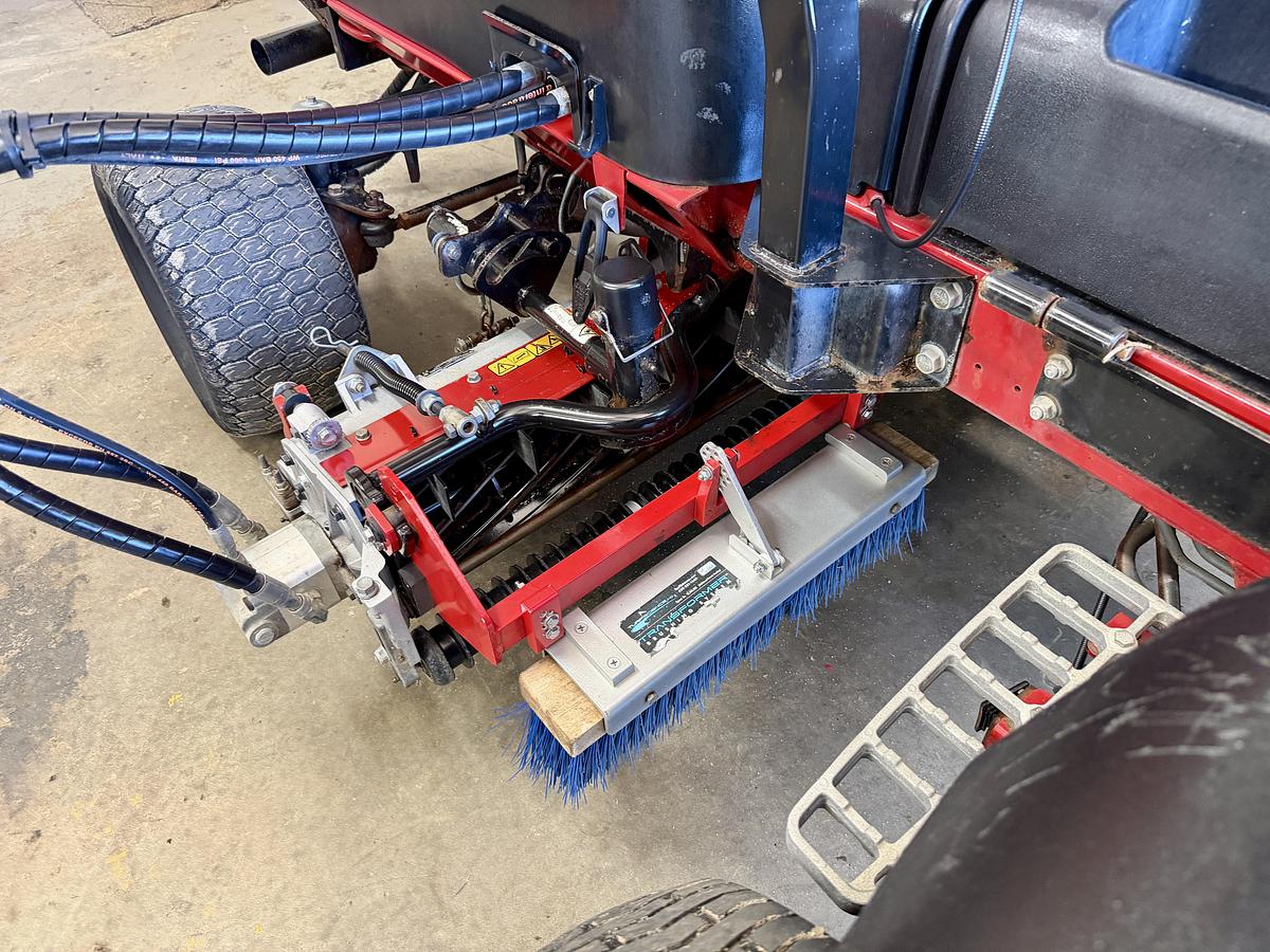 Used 2013 Toro Reelmaster 5610-D CrossTrax