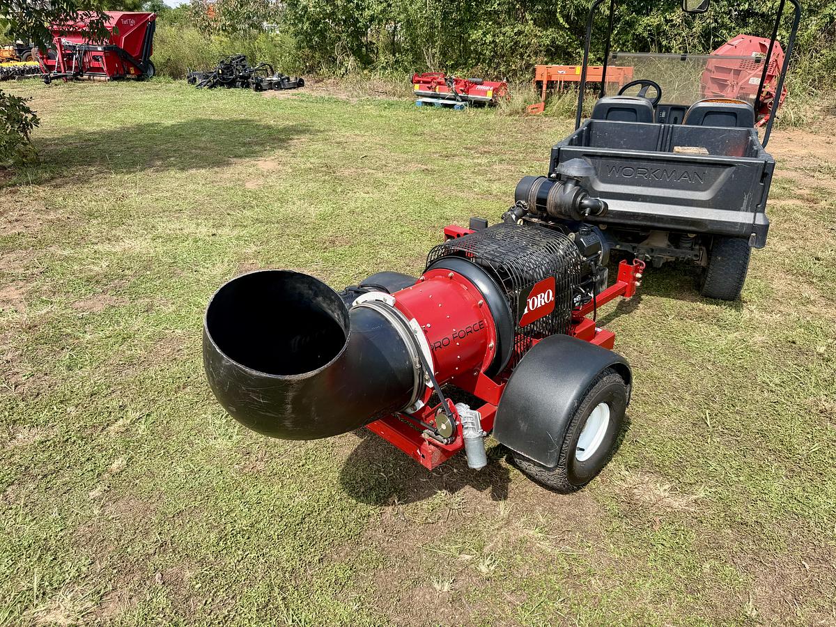 Used 2014 Toro Proforce Debris Blower