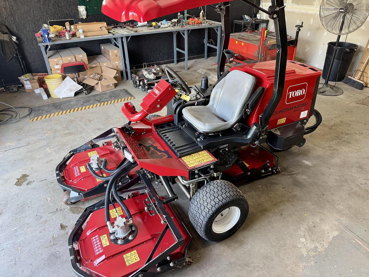 Used 2018 Toro Groundsmaster 3500-D Sidewinder