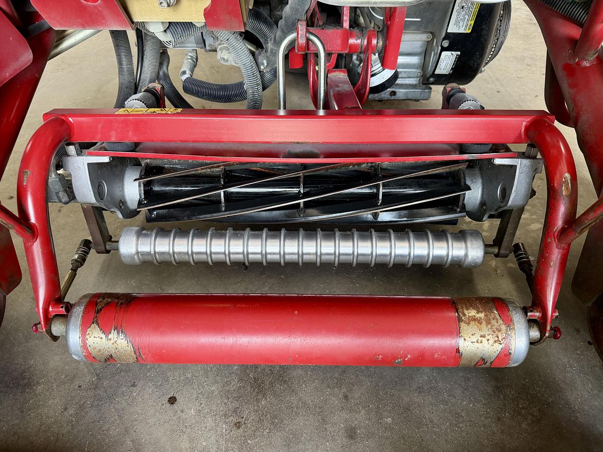 Used 2016 Toro Greensmaster 3150-Q