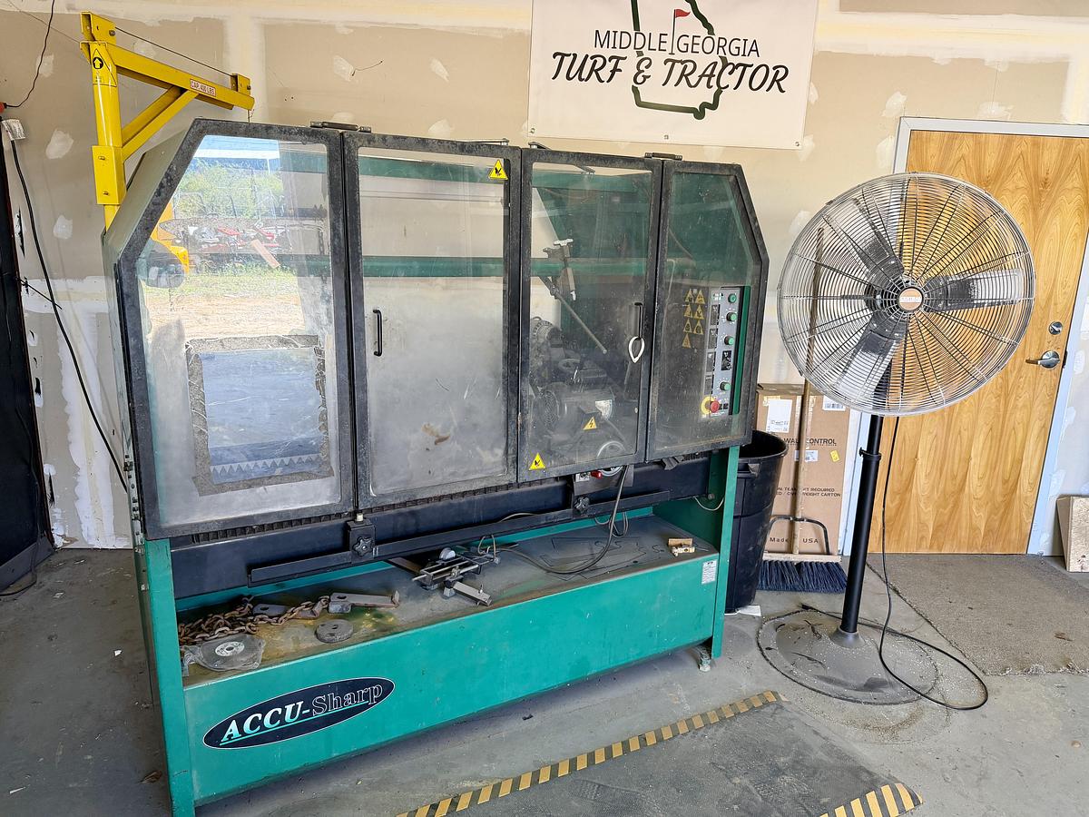 Used Foley 605 ACCU-Sharp Spin/Relief Reel Grinder
