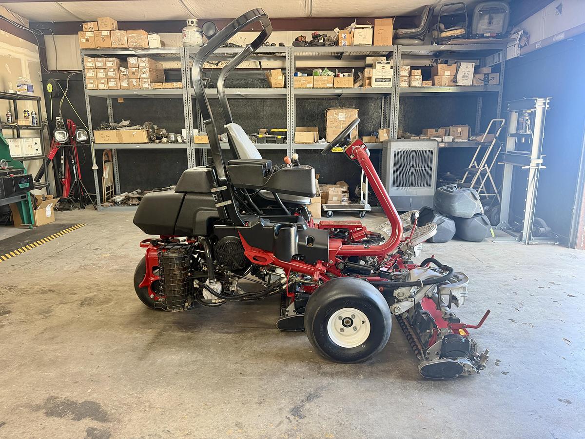 Used 2019 Toro Greensmaster 3420 Triflex