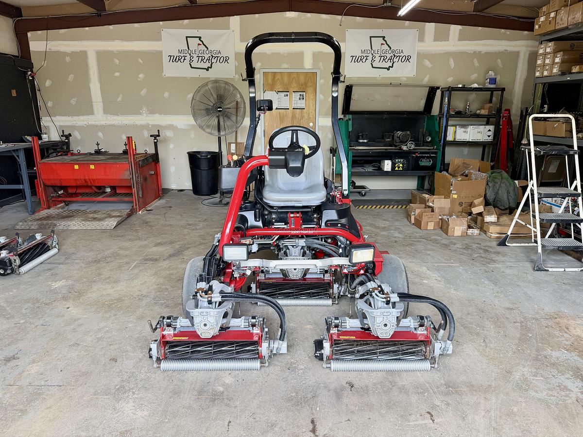 Used 2013 Toro Greensmaster 3300 Triflex
