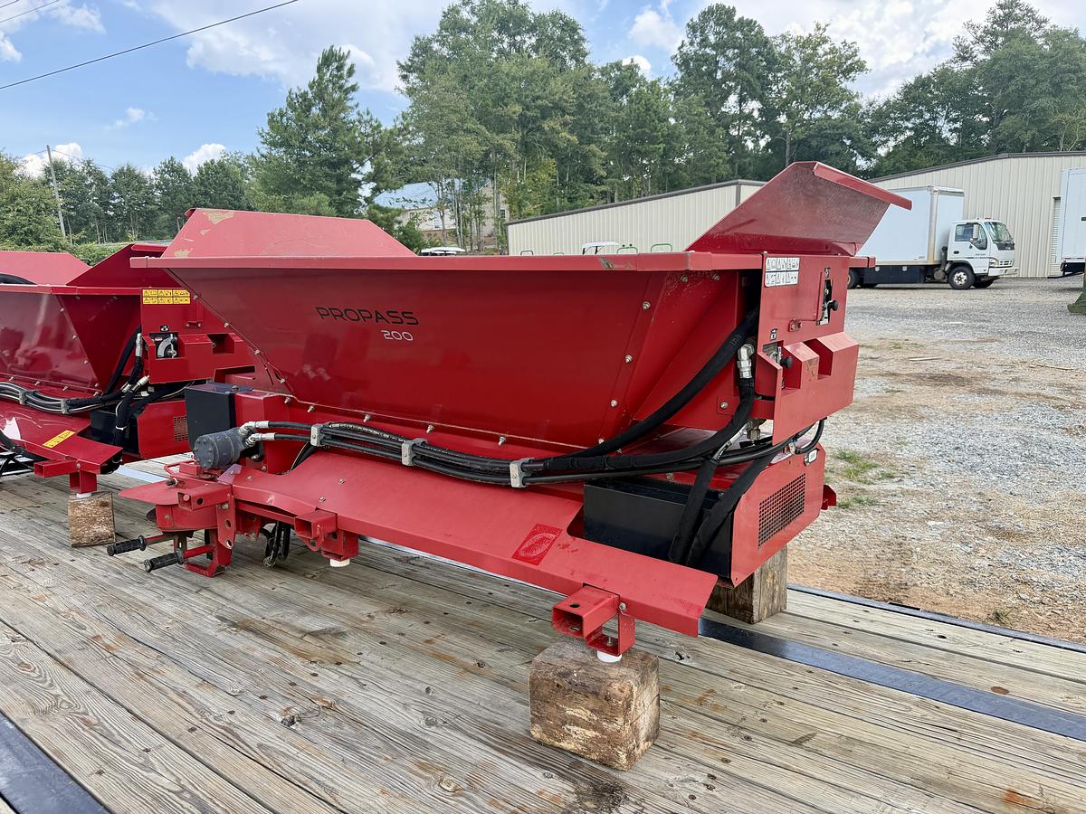 Used 2011 Toro Propass 200 Top Dresser