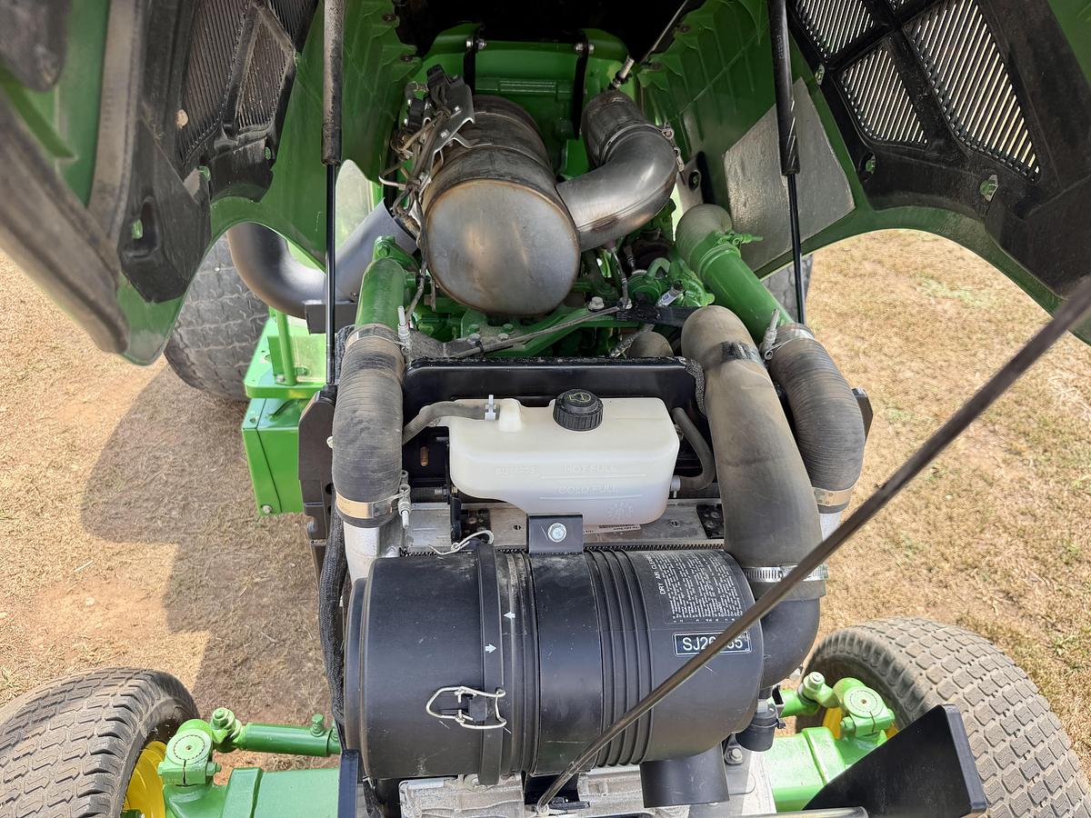 Used 2022 John Deere 5055E Tractor