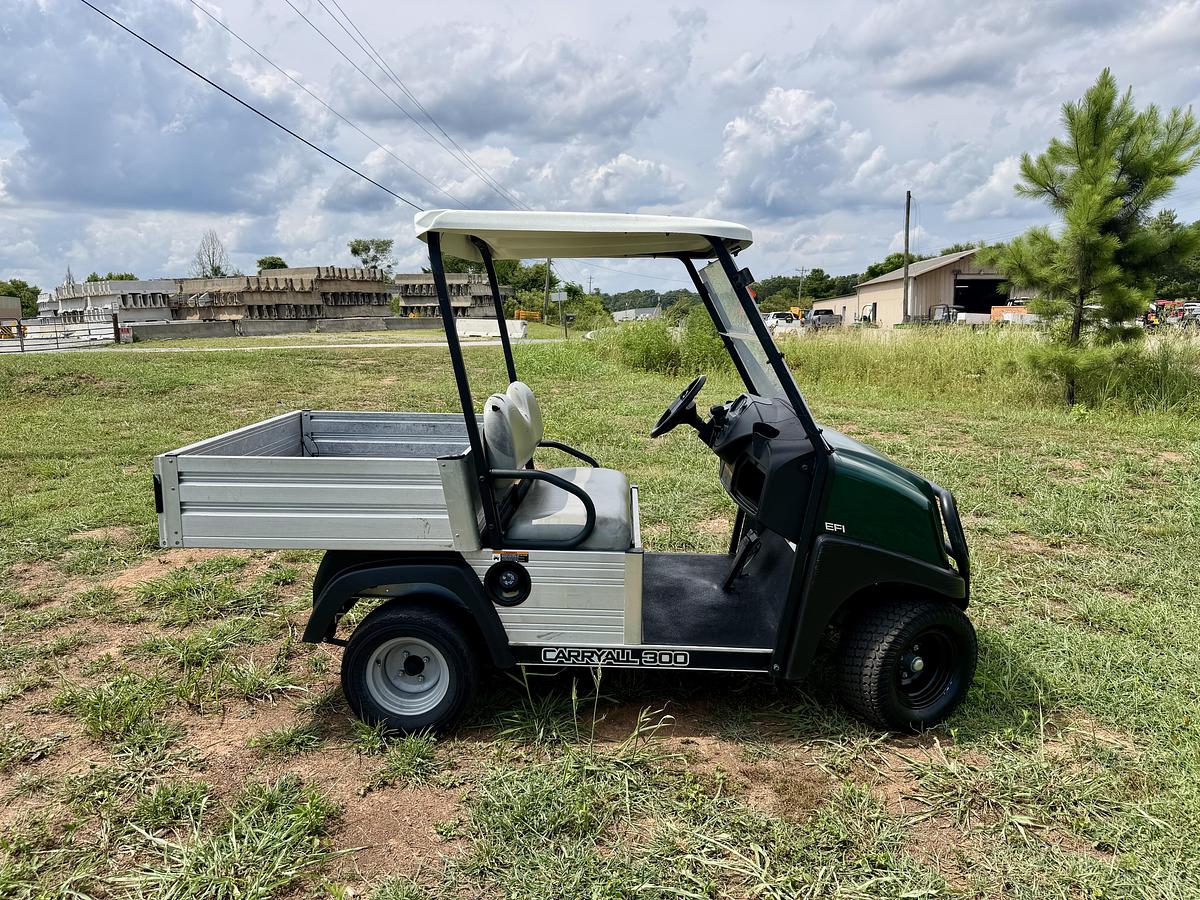 Used 2023 Club Car Caryall 300