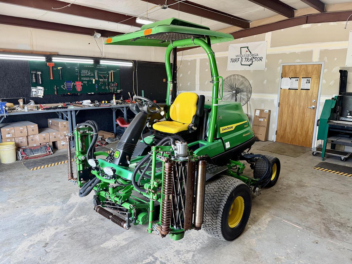 Used 2019 John Deere 7700A Fairway Mower