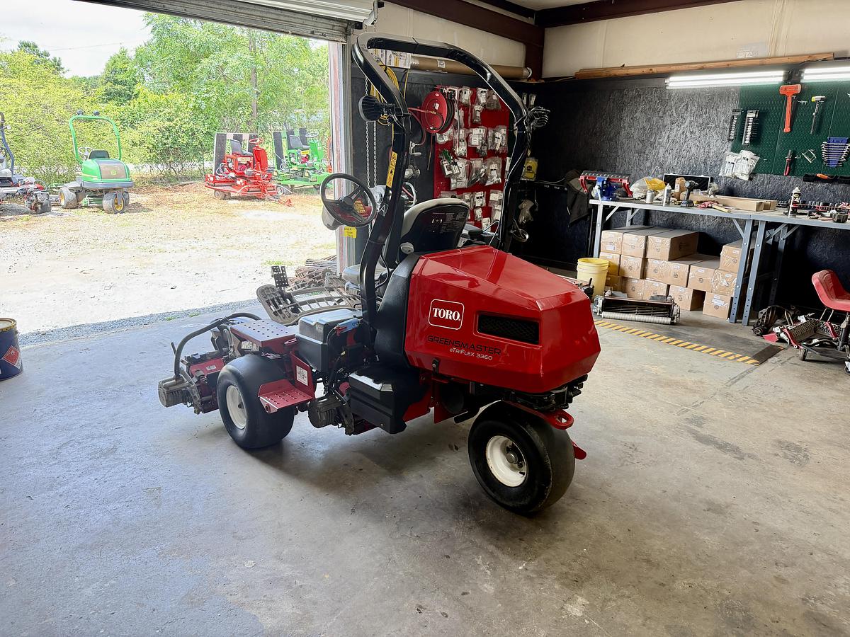 Used 2021 Toro Greensmaster eTriflex 3360