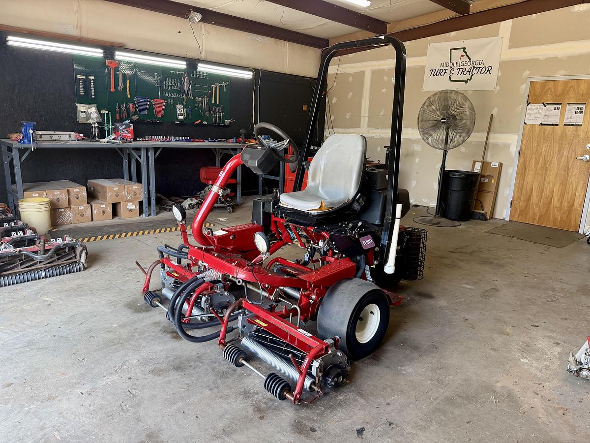Used 2012 Toro Greensmaster 3150-Q