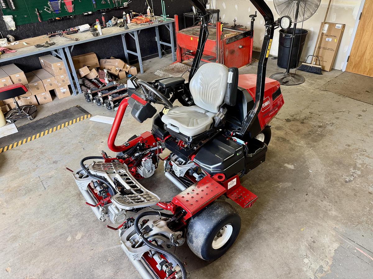 Used 2021 Toro Greensmaster eTriflex 3360