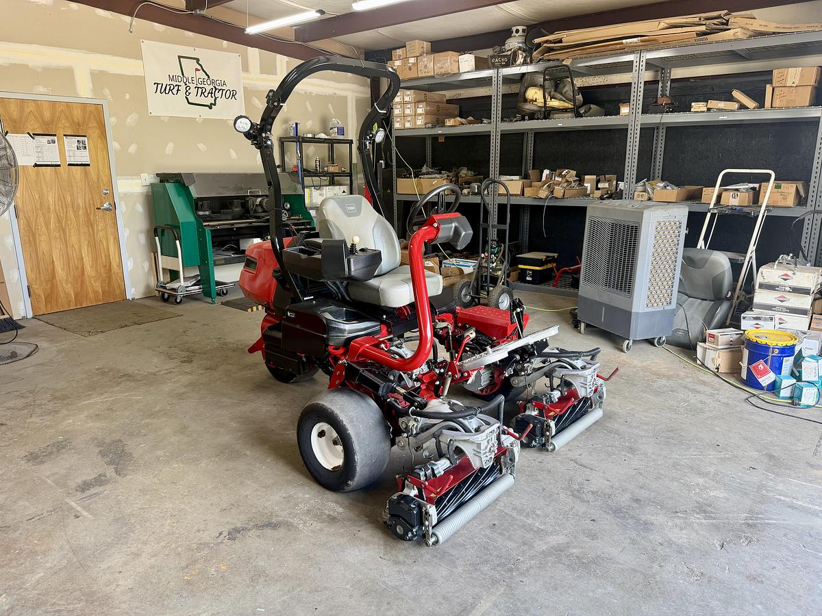 Used 2021 Toro Greensmaster eTriflex 3360