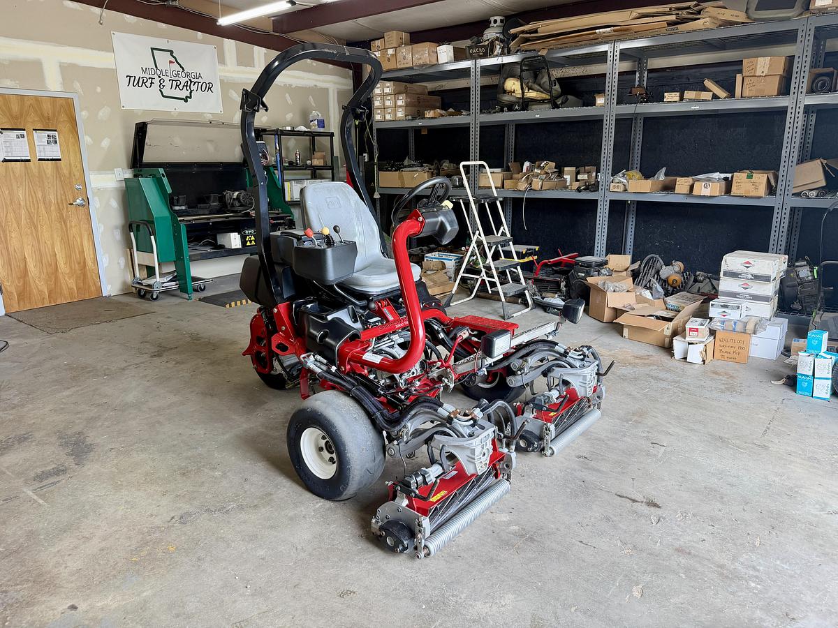 Used 2013 Toro Greensmaster 3300 Triflex