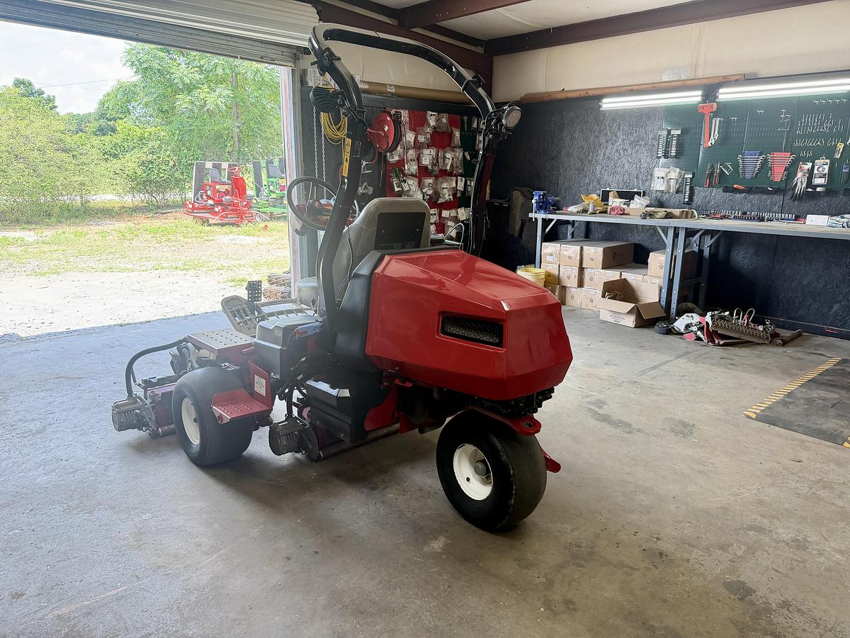 Used 2021 Toro Greensmaster eTriflex 3360