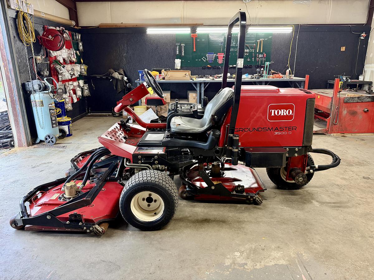 Used 2016 Toro Groundsmaster 3500-D Sidewinder