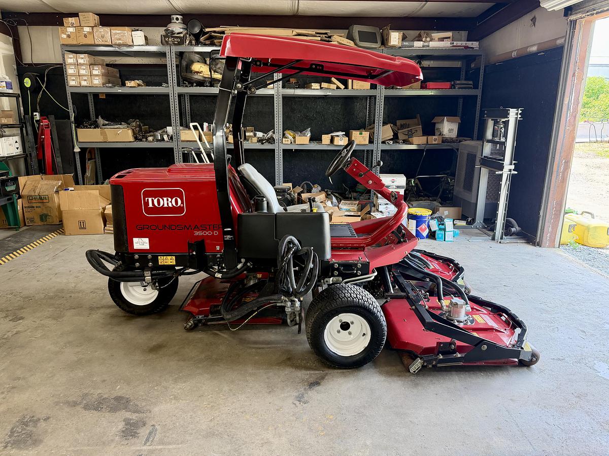 Used 2018 Toro Groundsmaster 3500-D Sidewinder