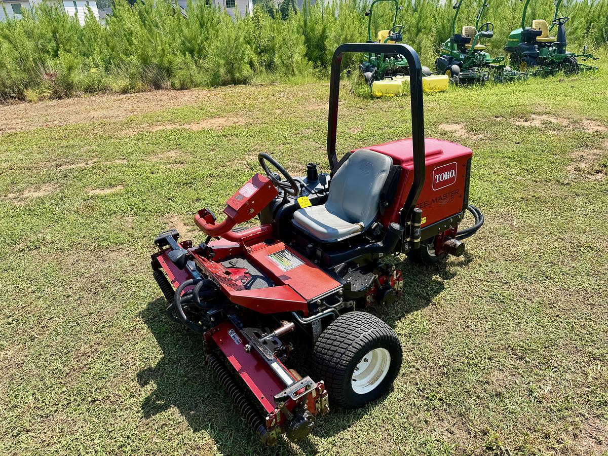 Used 2006 Toro Reelmaster 3100-D Sidewinder