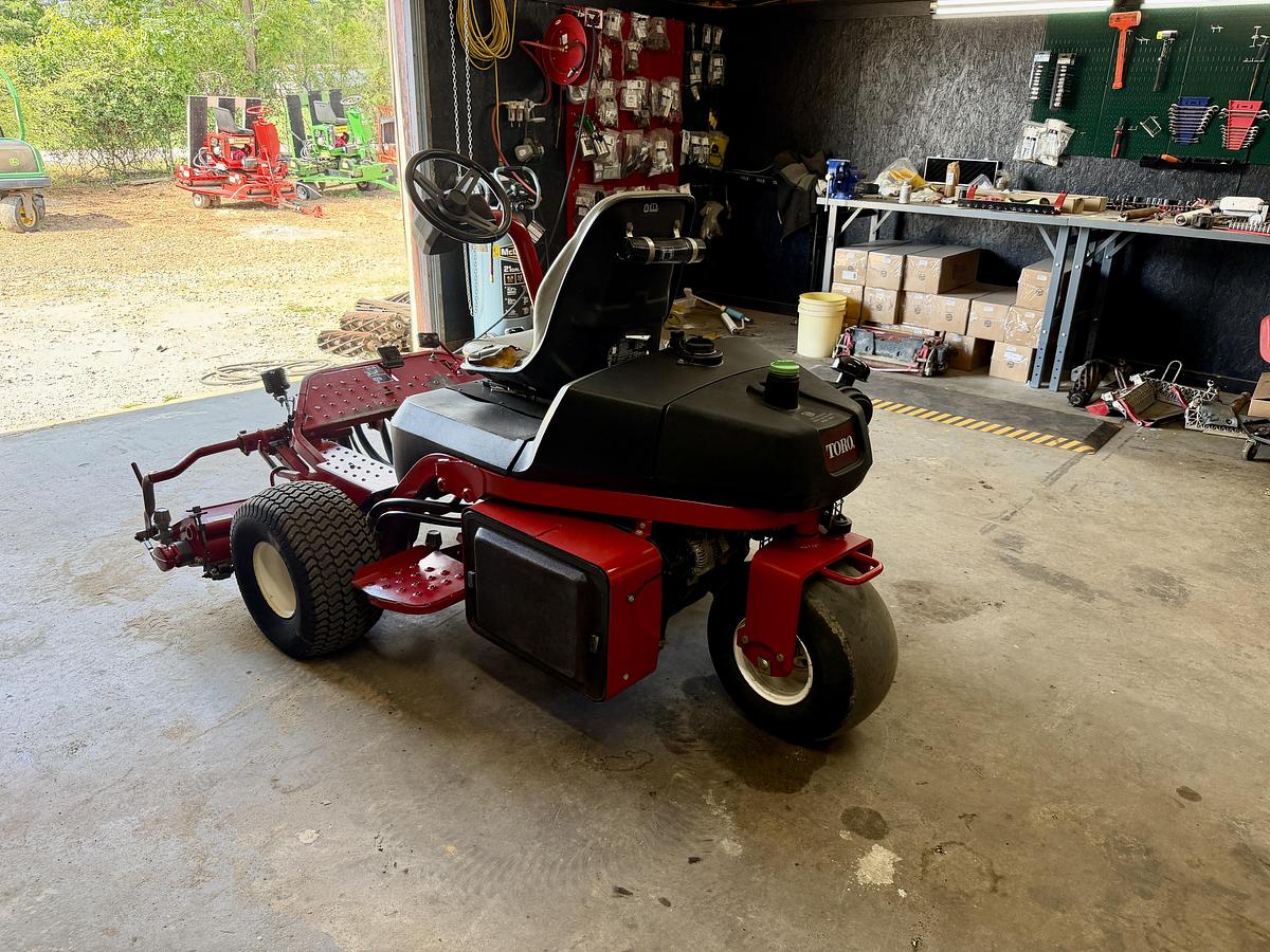 Used 2008 Toro Greensmaster 3250-D