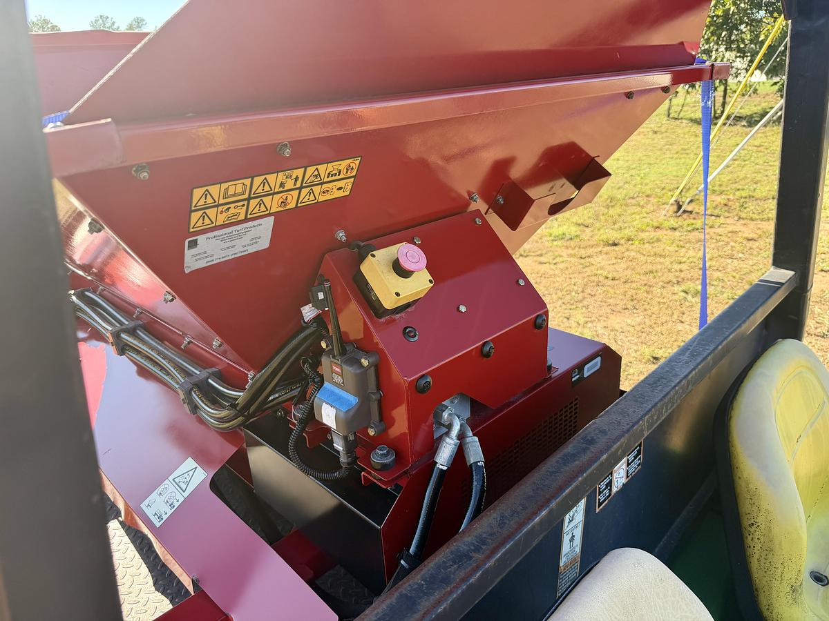 Used 2017 Toro Propass 200 Wireless Top Dresser
