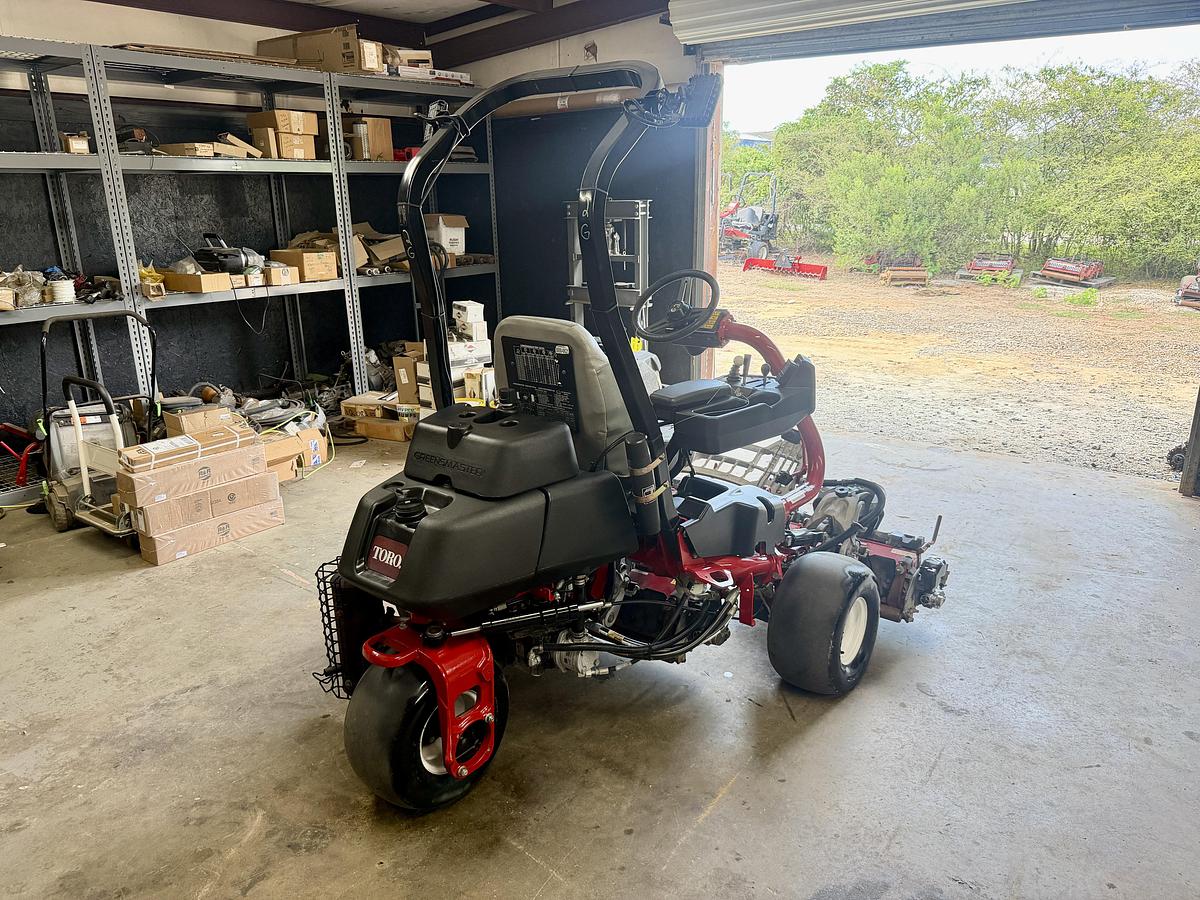 Used 2021 Toro Greensmaster 3320 Triflex