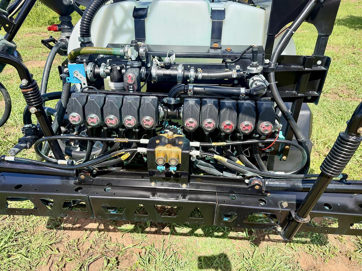 Used 2021 Toro Multipro 5800-G Sprayer with Geolink