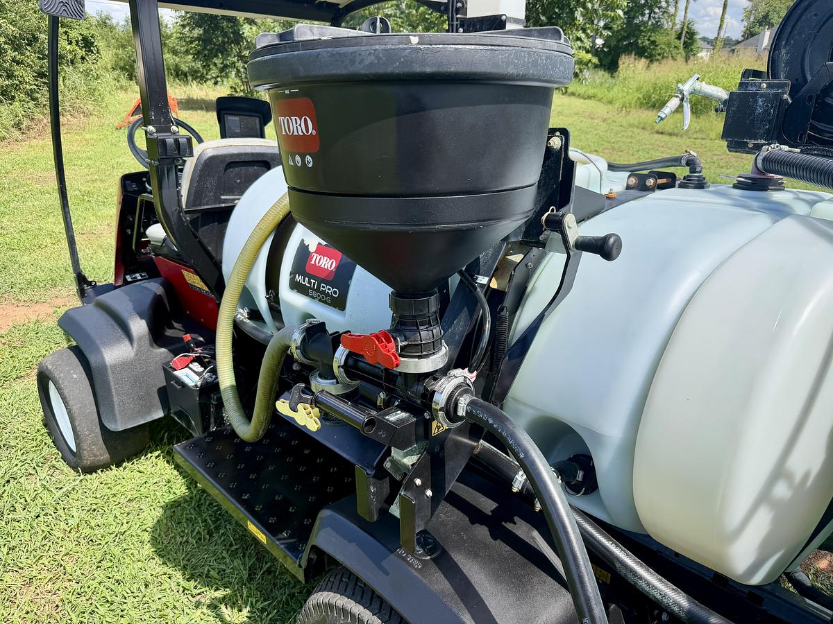 Used 2021 Toro Multipro 5800-G Sprayer with Geolink