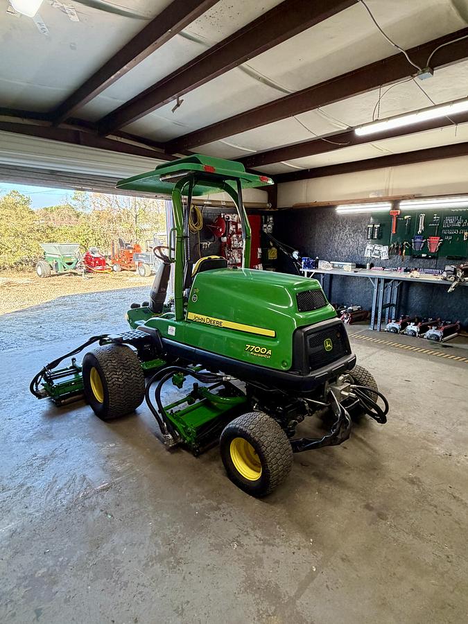 Used 2015 John Deere 7700A Fairway Mower