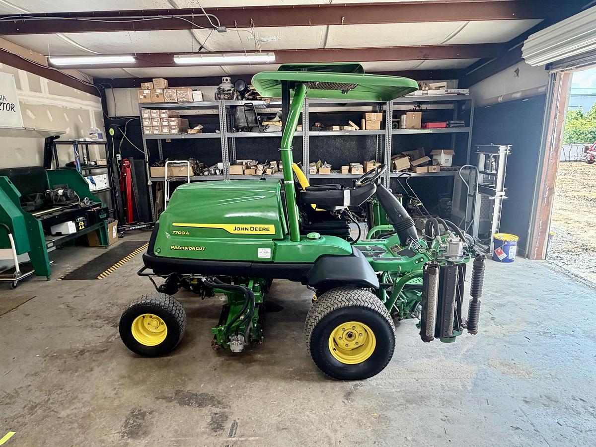 Used 2019 John Deere 7700A Fairway Mower