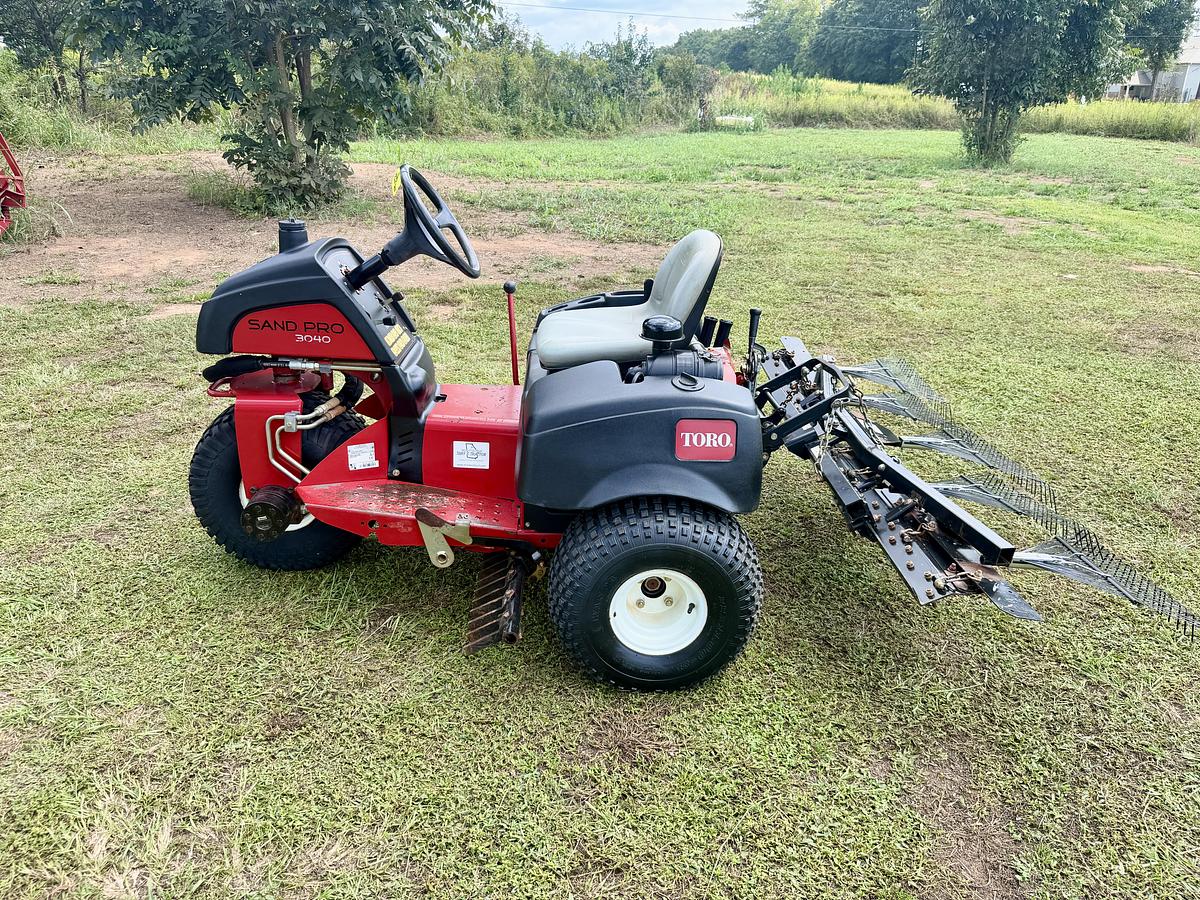 Used 2009 Toro Sandpro 3040