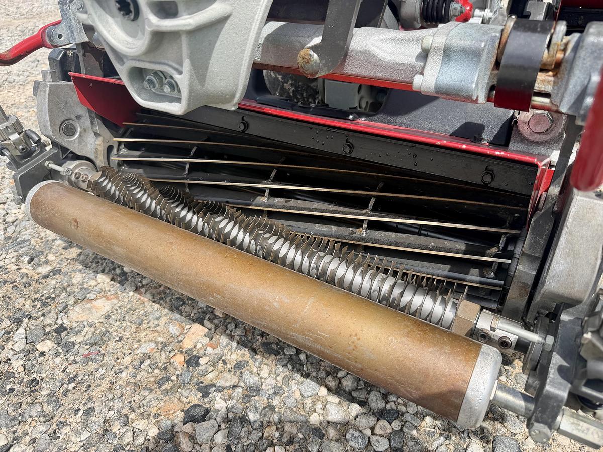 Used 2021 Toro Greensmaster eTriflex 3360