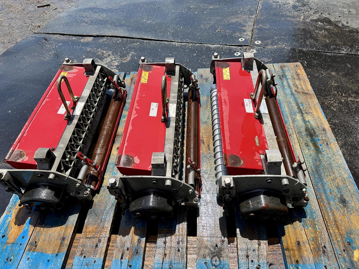 Used Toro 04779 Verticut Reels for 3150 series Triplex