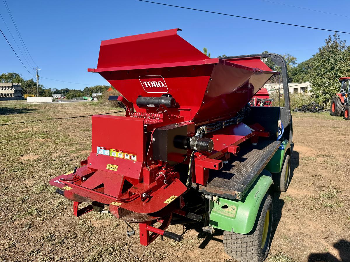 Used 2017 Toro Propass 200 Wireless Top Dresser