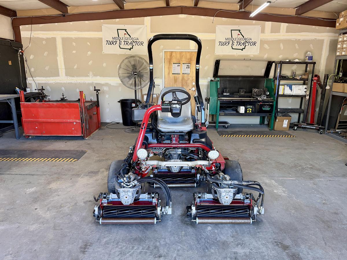 Used 2012 Toro Greensmaster Triflex 3300