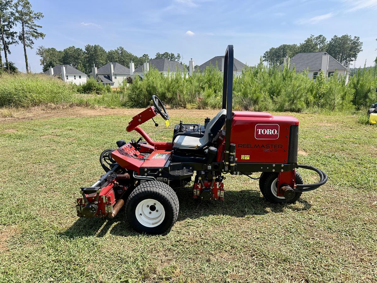 Used 2006 Toro Reelmaster 3100-D Sidewinder