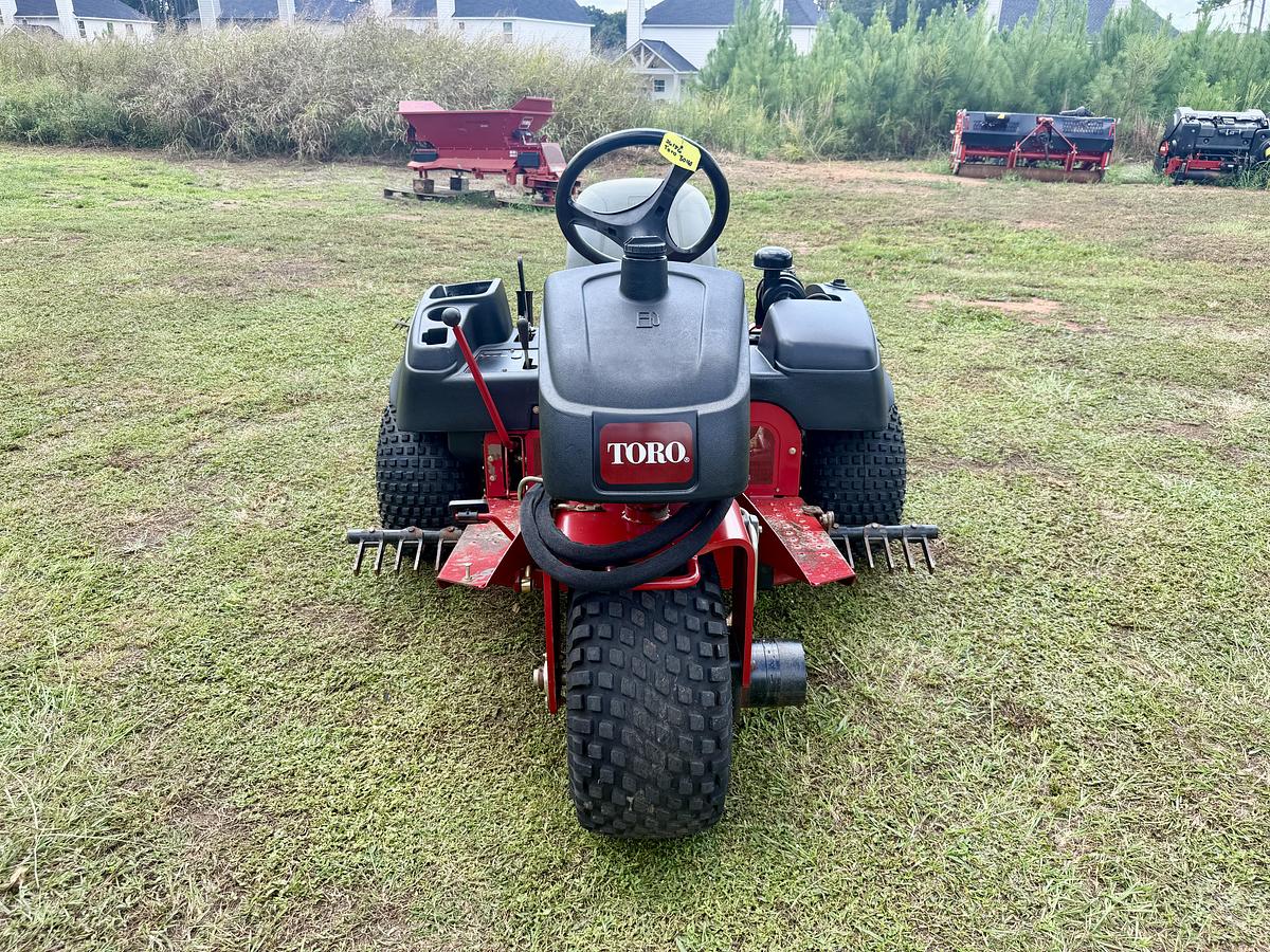 Used 2009 Toro Sandpro 3040