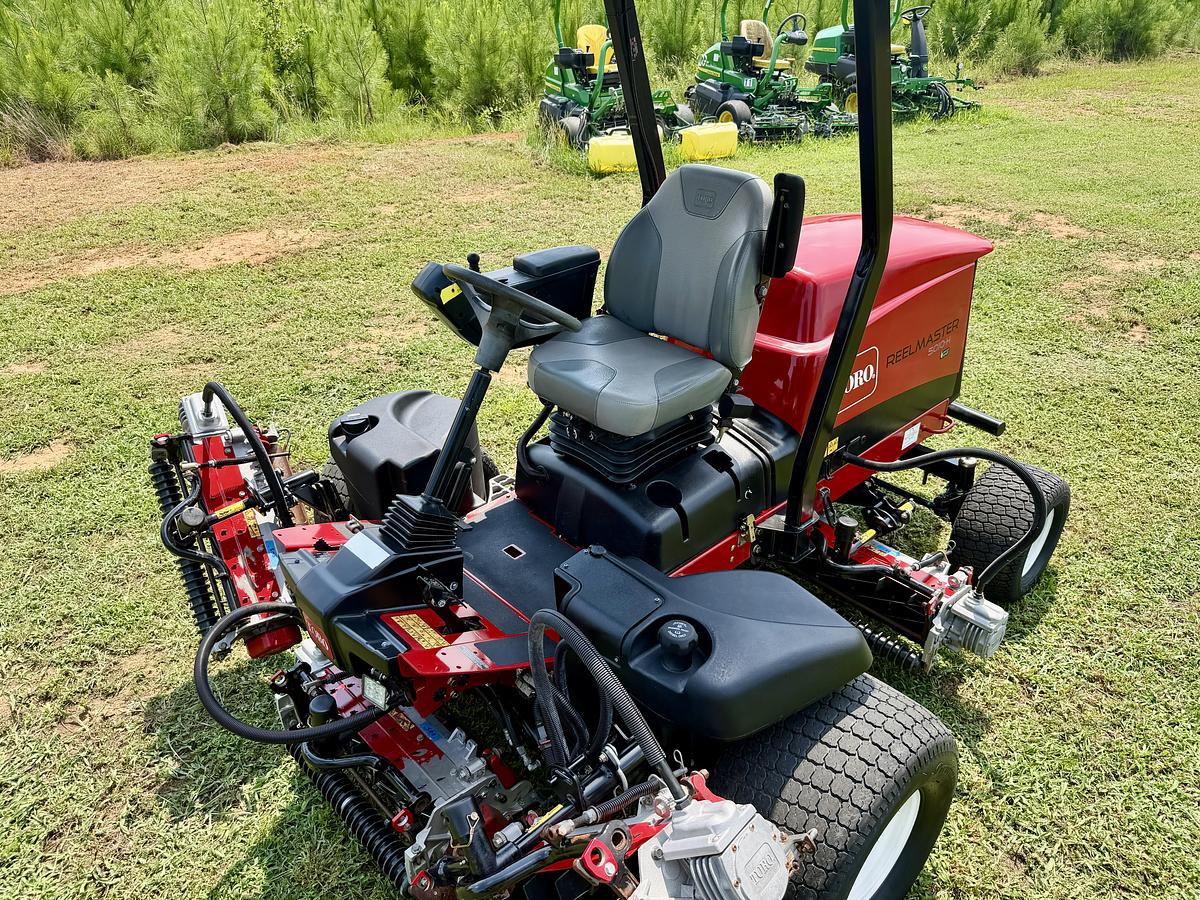 Used 2021 Toro Reelmaster 5010-H Fairway Mower