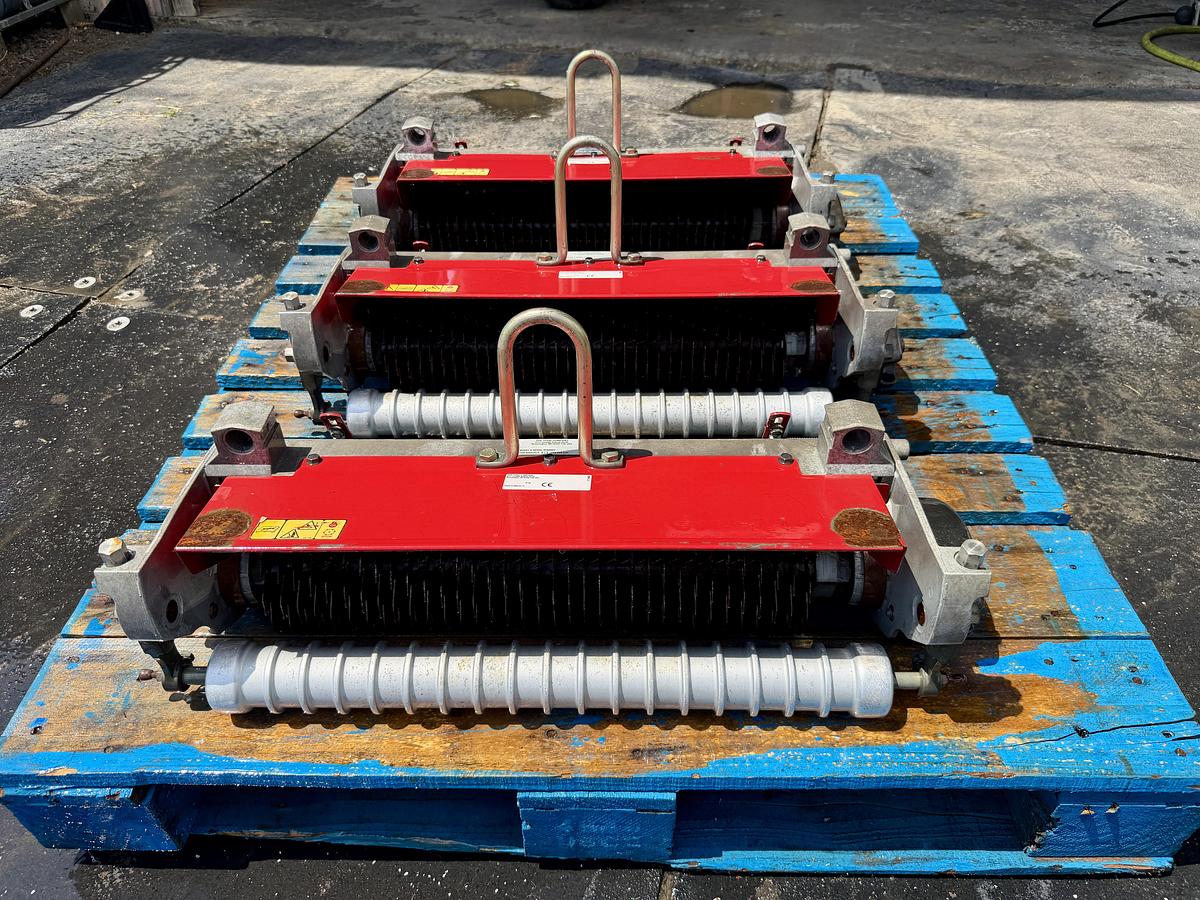 Used Toro 04779 Verticut Reels for 3150 series Triplex