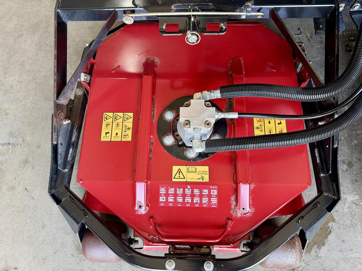 Used 2018 Toro Groundsmaster 3500-D Sidewinder