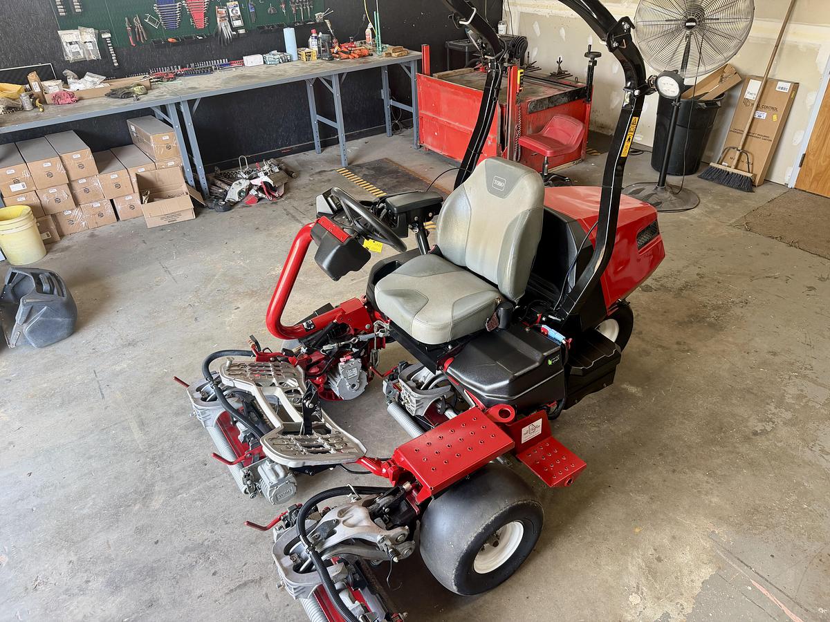 Used 2021 Toro Greensmaster eTriflex 3360