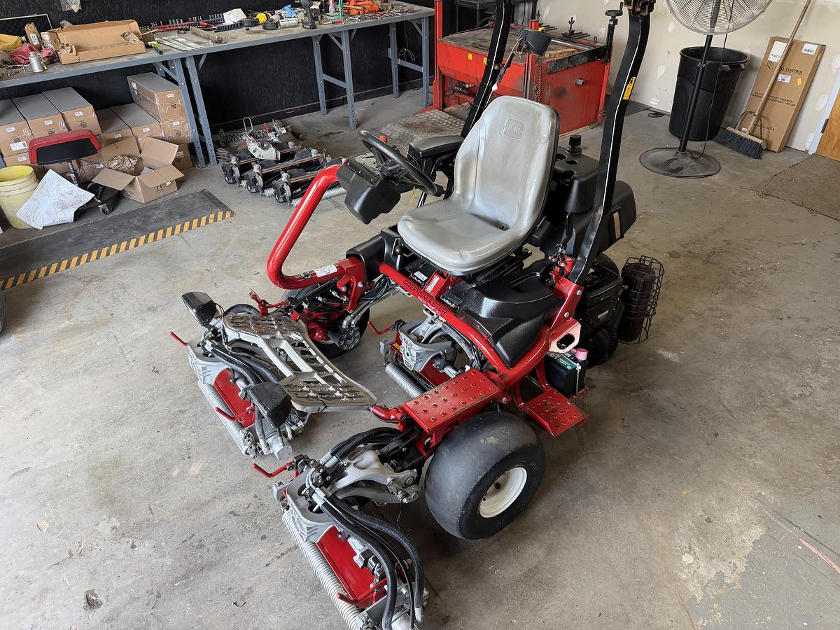 Used 2014 Toro Greensmaster 3300 Triflex