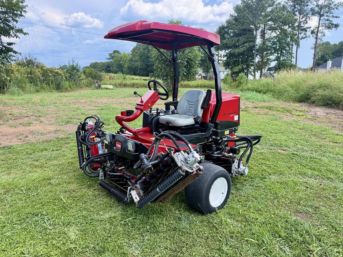Used 2019 Toro Reelmaster 3575-D Fairway Mower