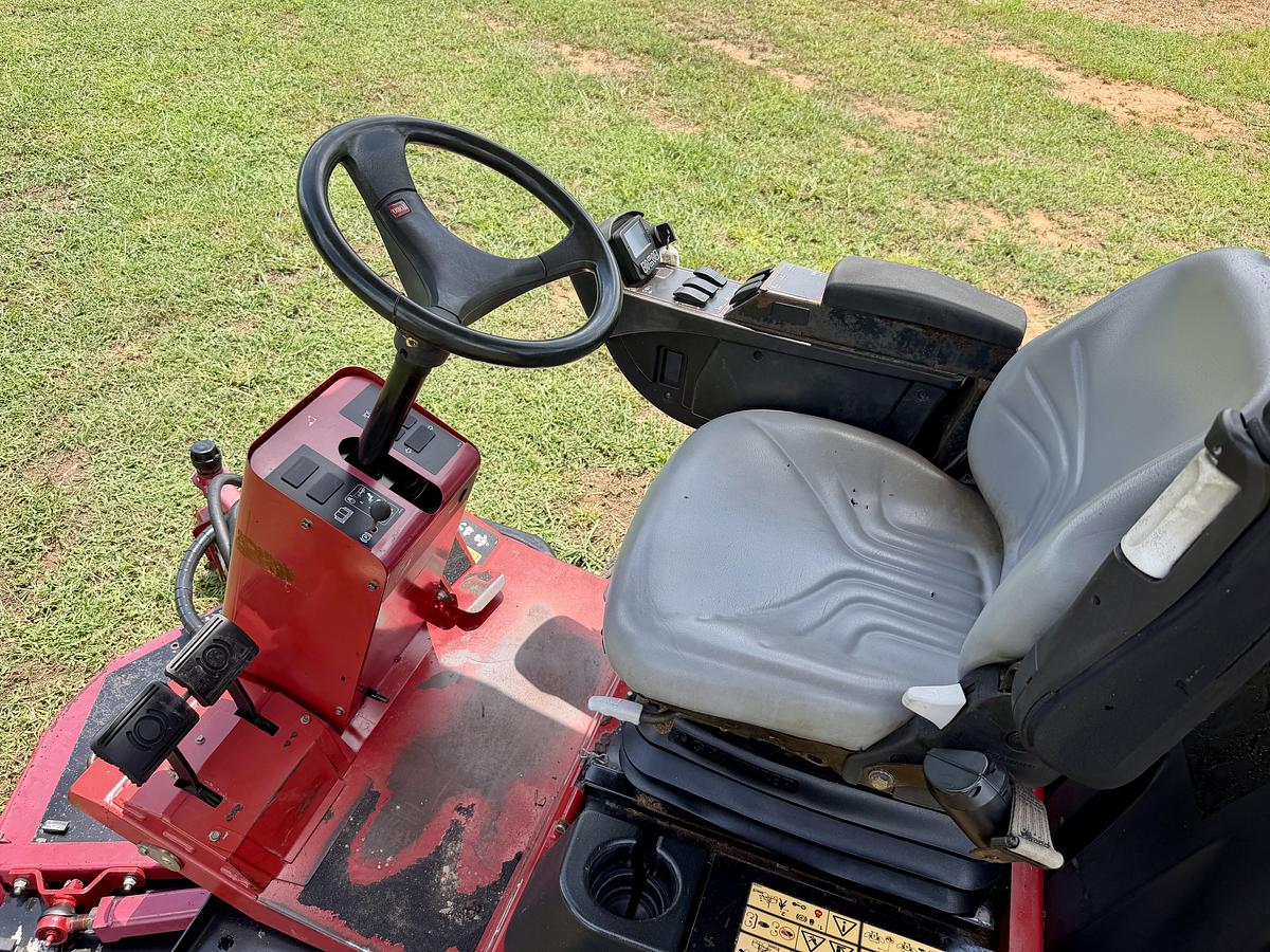 Used 2016 Toro Groundsmaster 4000-D