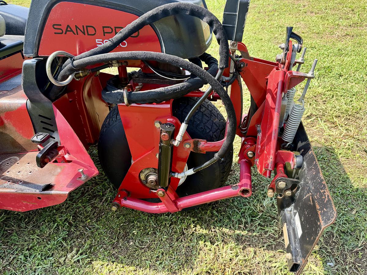 Used 2014 Toro Sandpro 5040