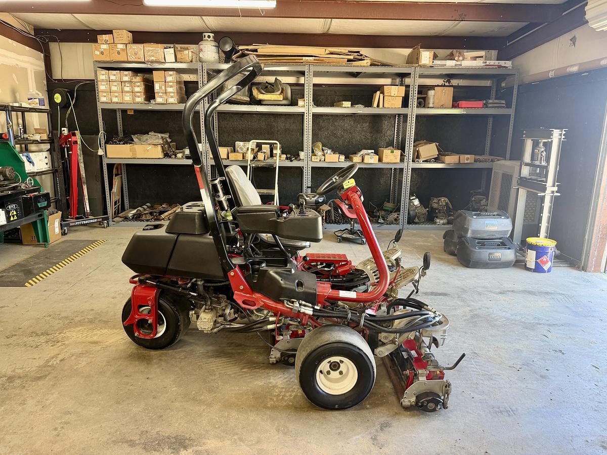 Used 2012 Toro Greensmaster Triflex 3300