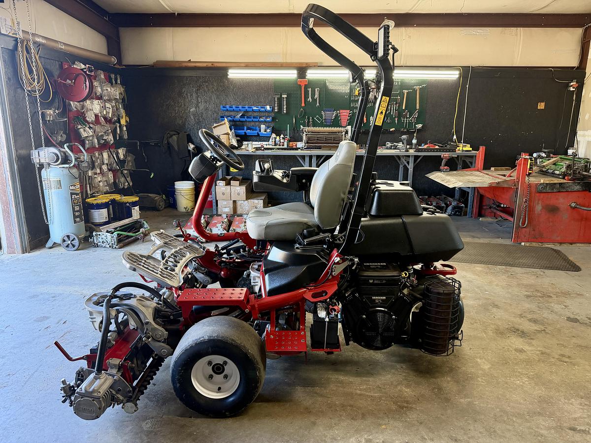 Used 2021 Toro Greensmaster Triflex 3320