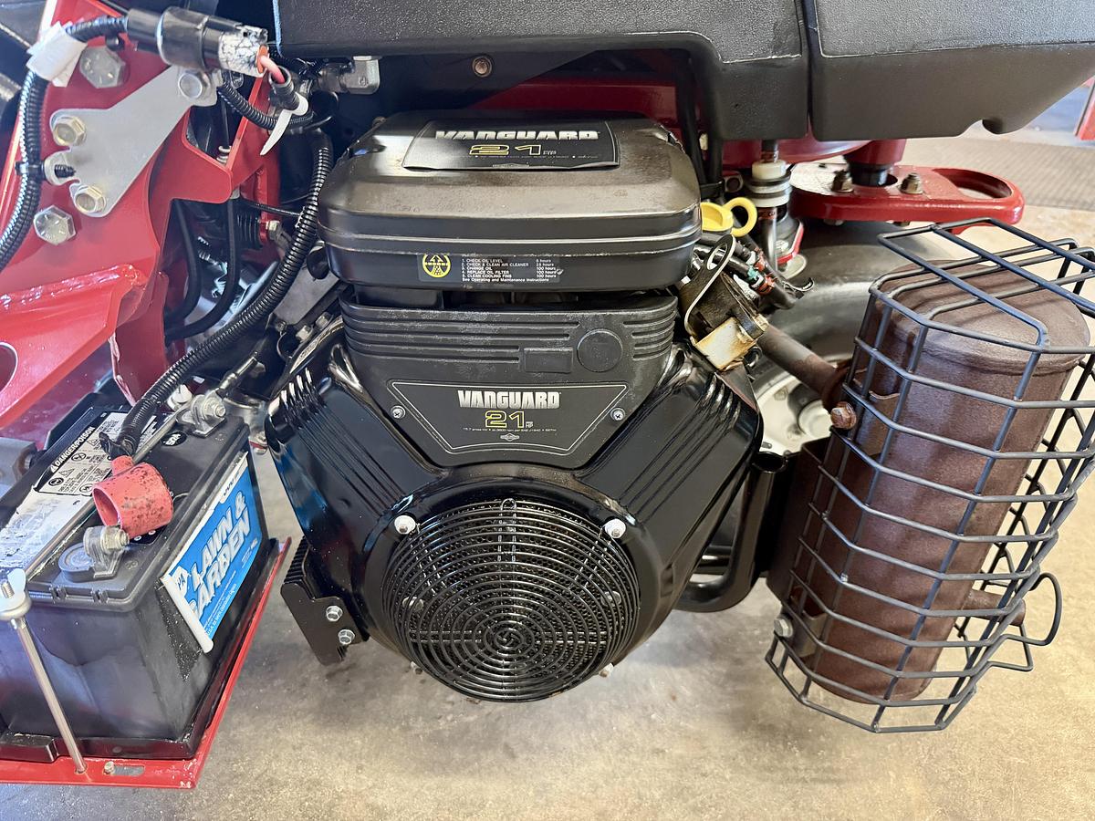 Used 2021 Toro Greensmaster Triflex 3320